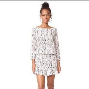 Soft Joie Snakeskin Arryn Dress in Gray. Size M